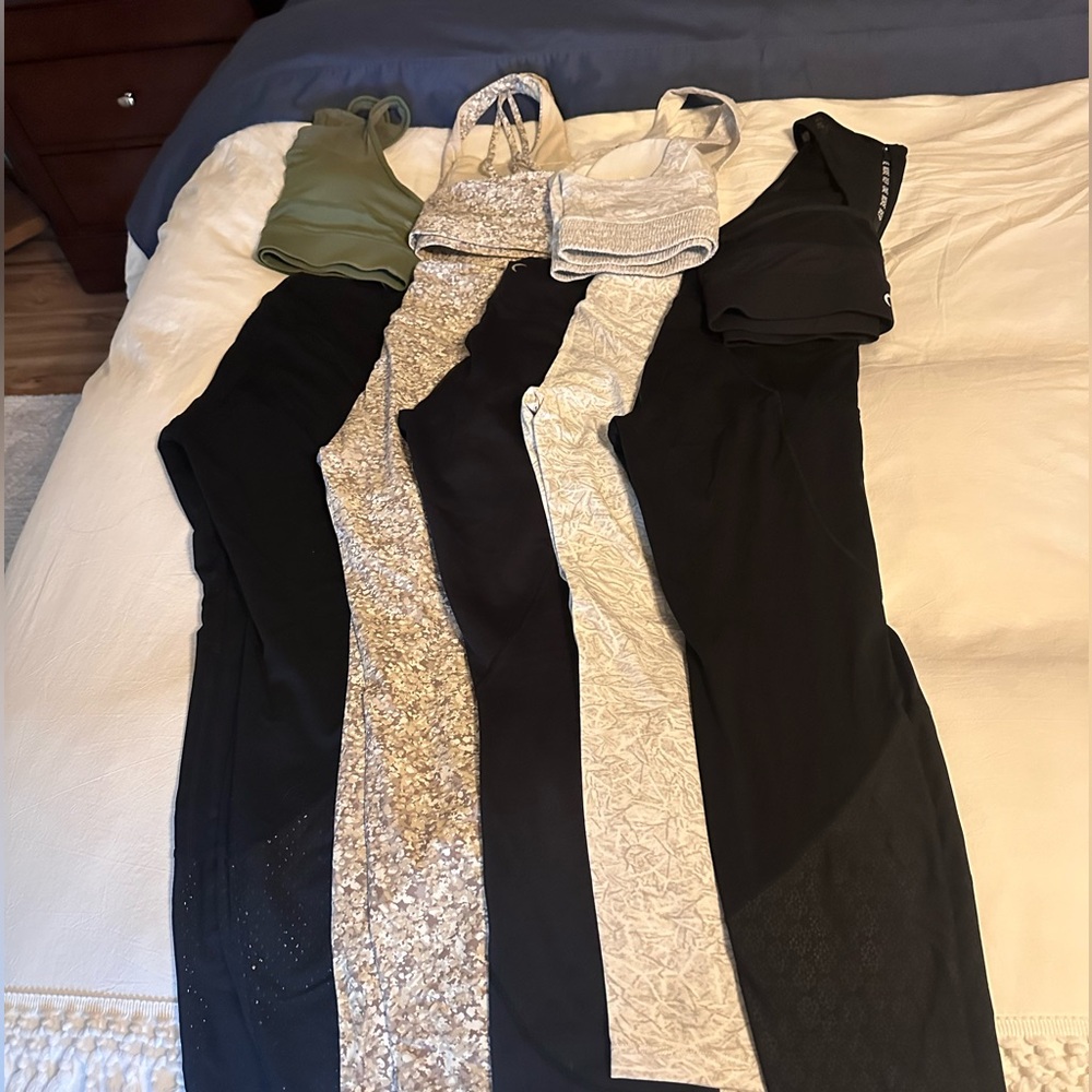 Zyia Athletic Bundle. 5 leggings Sz 8/10, 4 L sport bras. Excellent condition!